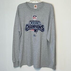 New England Patriots Super Bowl 39 Champions Long Sleeve Shirt Size XL NWOT.